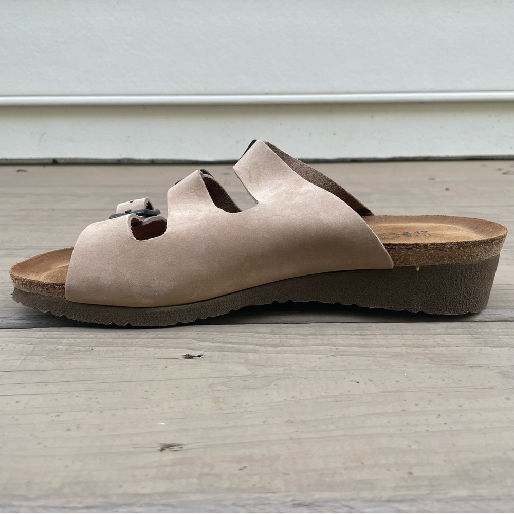 Naot Footwear Austin Sand Stone Suede Triple Strap Slide Sandals size 42 - Picture 10 of 14